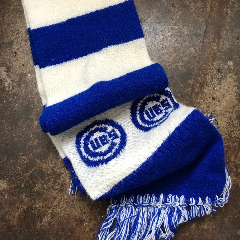 Vintage Chicago Cubs Scarf!!